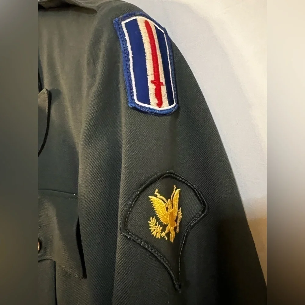 Men’s military jacket XL 38L long coat embroidered patched army green outerwear - Picture 12 of 15